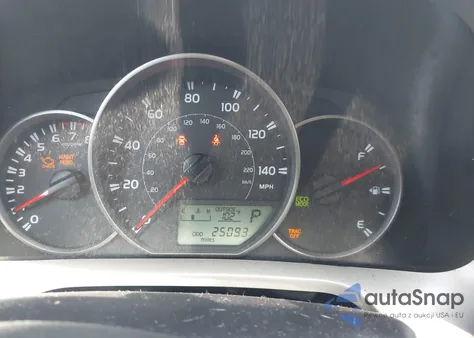 2016 Toyota Rav4 Le z USA, uszkodzony, nr VIN 2T3ZFREV0GW240878